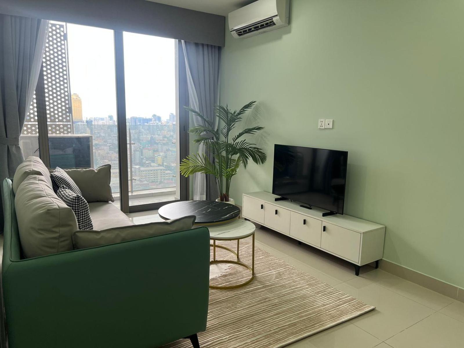 Impian II - The Peak Residence Phnom Penh Bagian luar foto