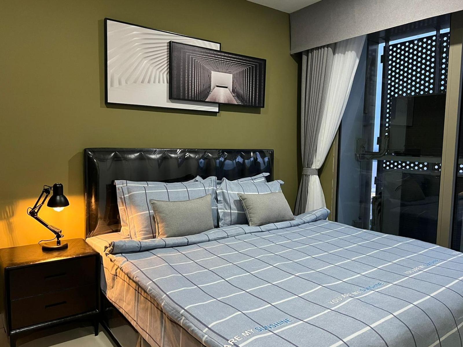 Impian II - The Peak Residence Phnom Penh Bagian luar foto